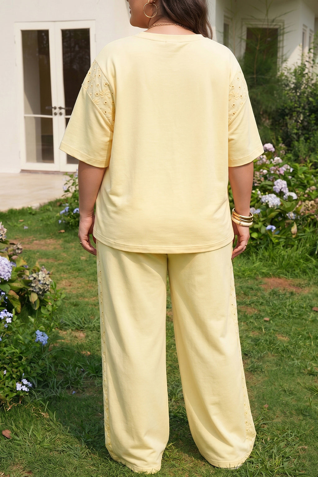 Yellow Cream Solid Color Eyelet Lace Panel Accent Plus Size 2pcs Outfit