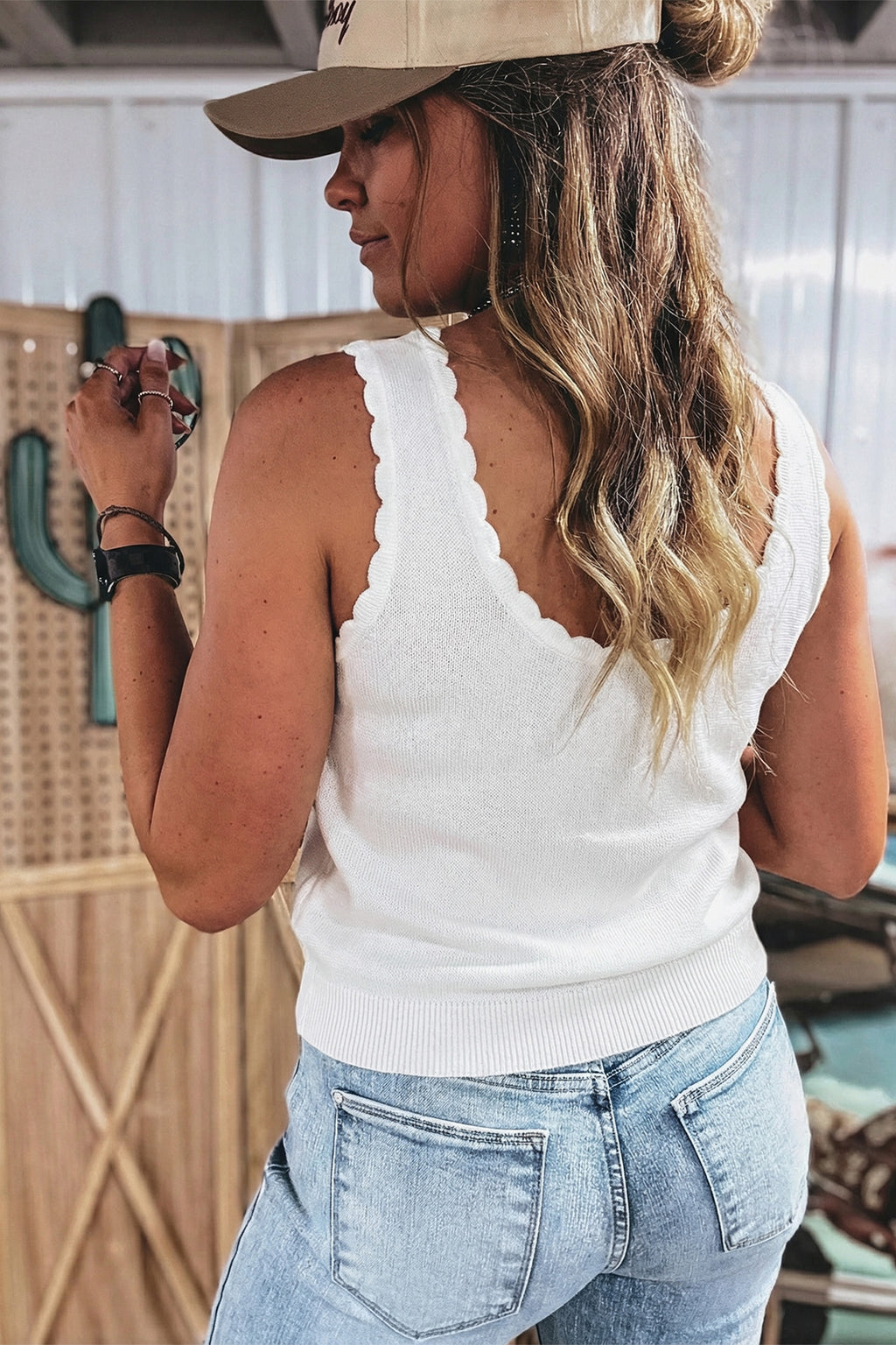 White Retro Floral Print Scalloped Square Neck Knit Sweater Vest