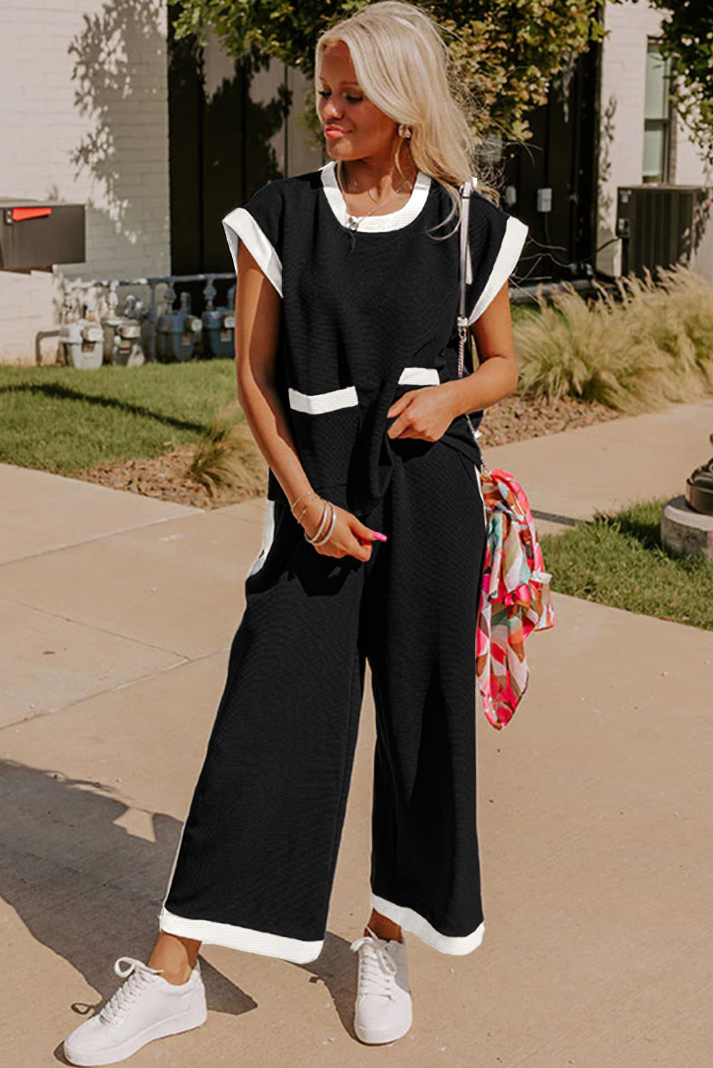 Navy Blue Color Block Pocketed T Shirt and Wide Leg Pants Set