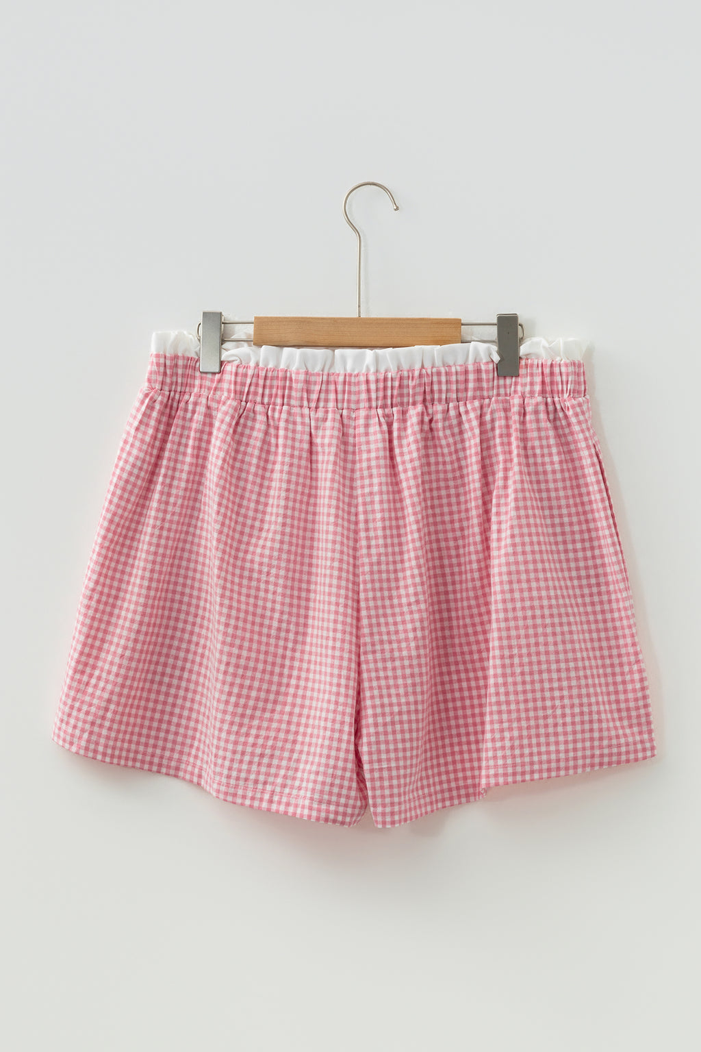 Red Contrast Trim Plaid Print Plus Size Shorts